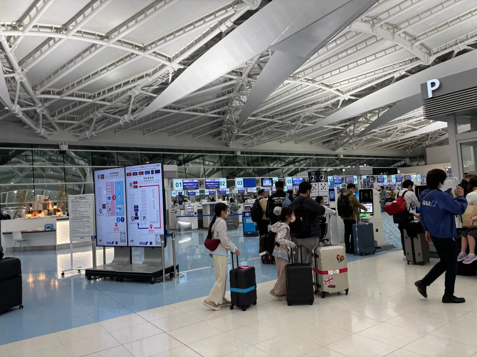 羽田空港第2ターミナルの国際線出発ロビー